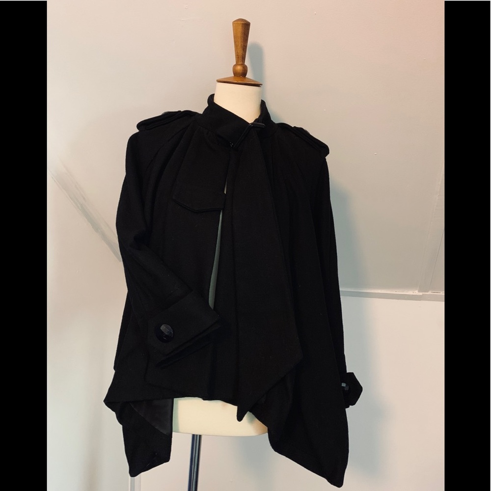 ModCloth Swing Cape Jacket - Picture 2 of 7